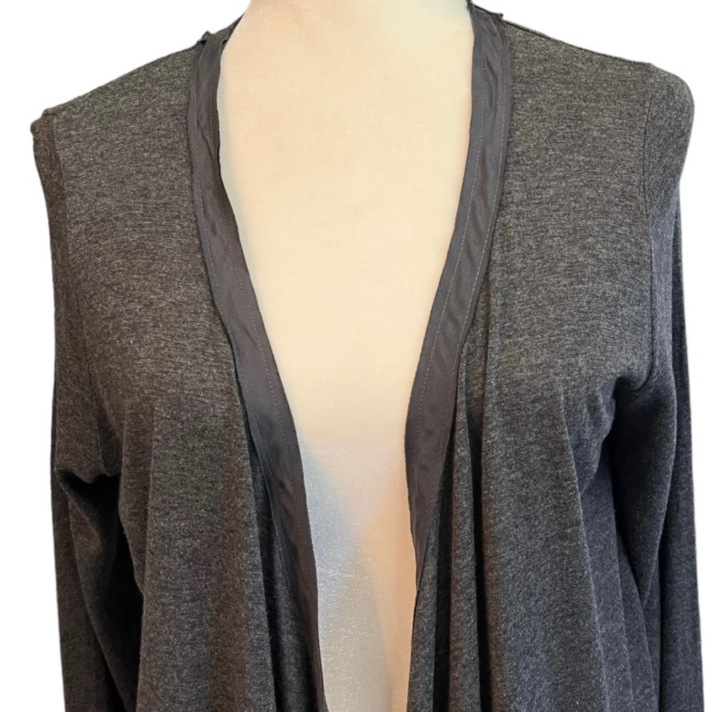 A Pea In The Pod Silk Trim Cardigan Charcoal Gray Medium - Picture 2 of 6